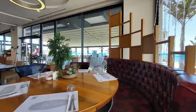 Elite Luxury Suite & Spa