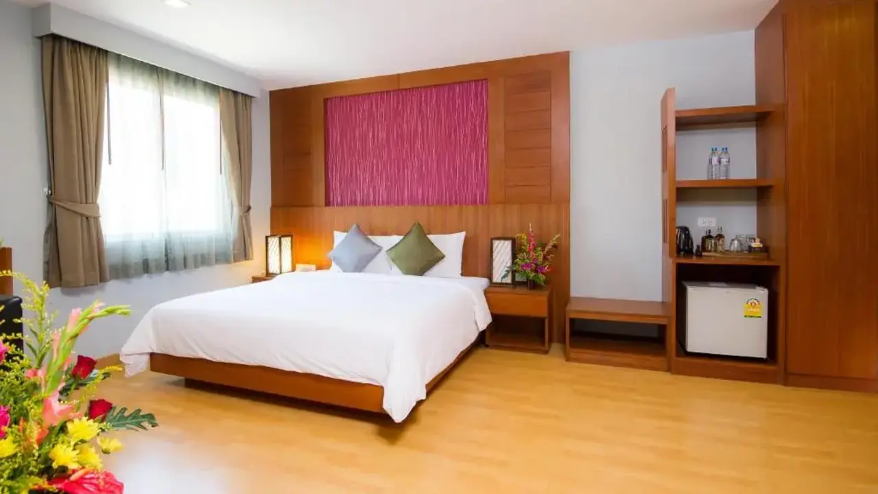 Elite Suites Patong