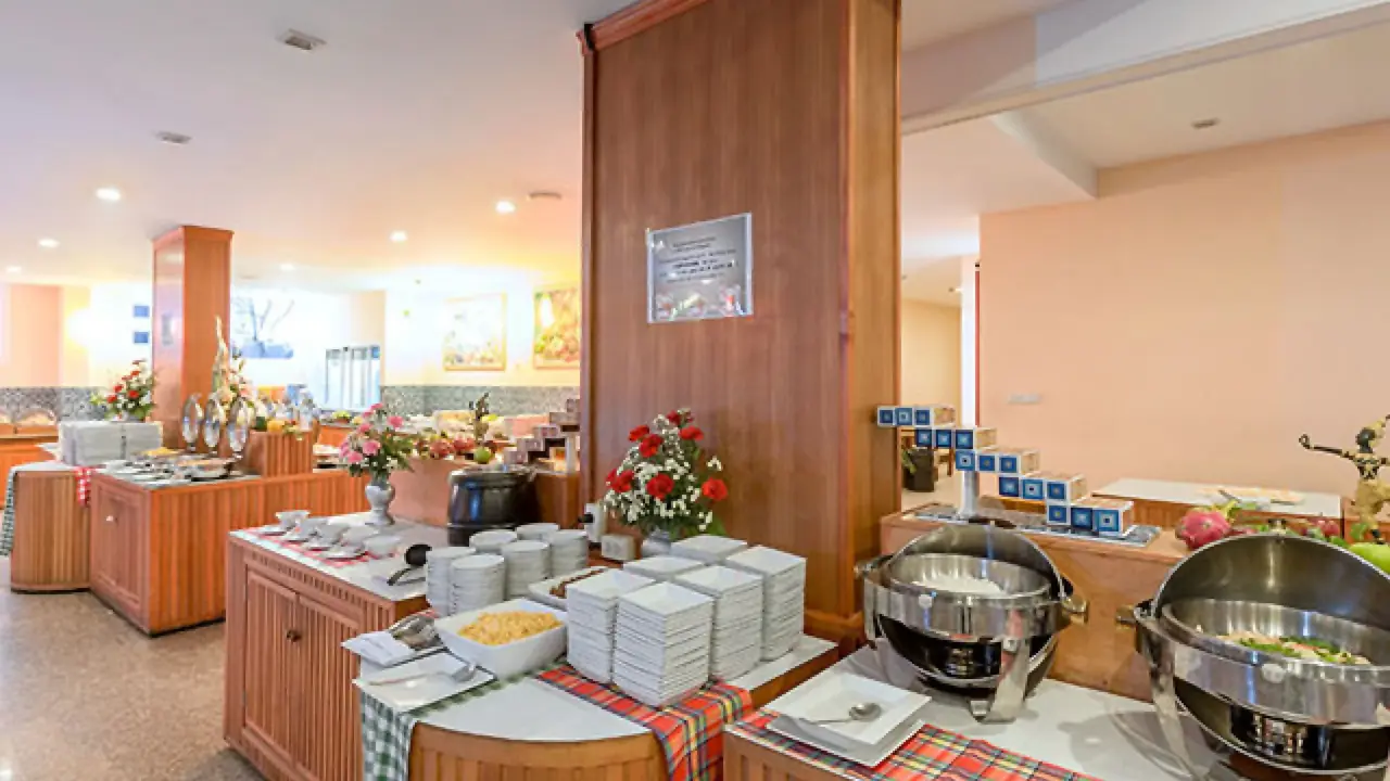 Elite Suites Patong