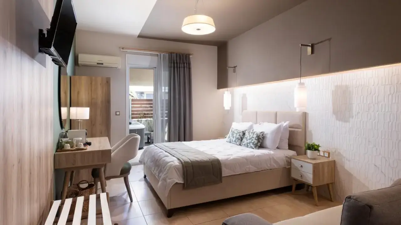 ELLE Rooms & Suites