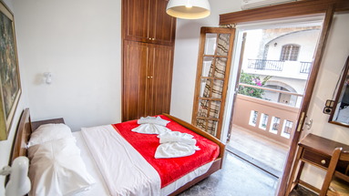 Elpida Apartamants