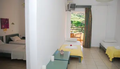Elpis Studio Apartments