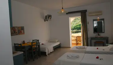 Elpis Studio Apartments