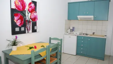 Elpis Studio Apartments