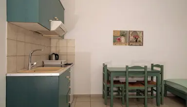 Elpis Studio Apartments