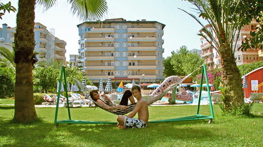 Elysee Garden