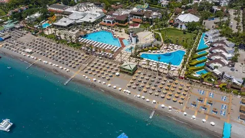 Hotel Emelda Sun Club