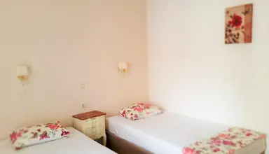 Emerald Apartments