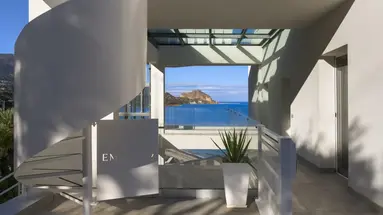 Emerald Hotel Residence