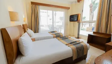 Empire Beach Resort