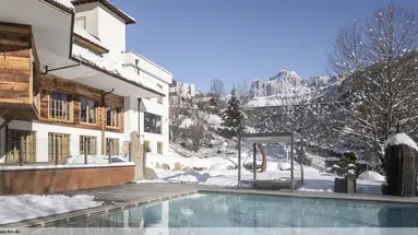 Engel (Nova Levante)