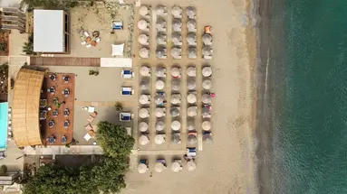 Enorme Teatro Beach Resort
