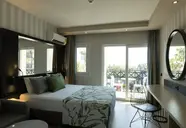 Eos Beach Resort