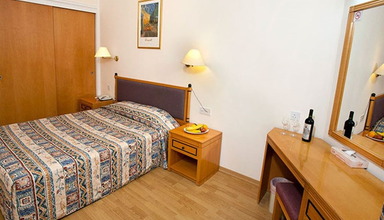 Episkopiana Hotel & Sports Resort