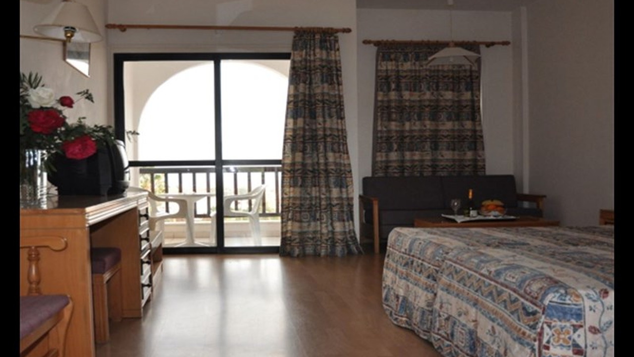Episkopiana Hotel & Sports Resort