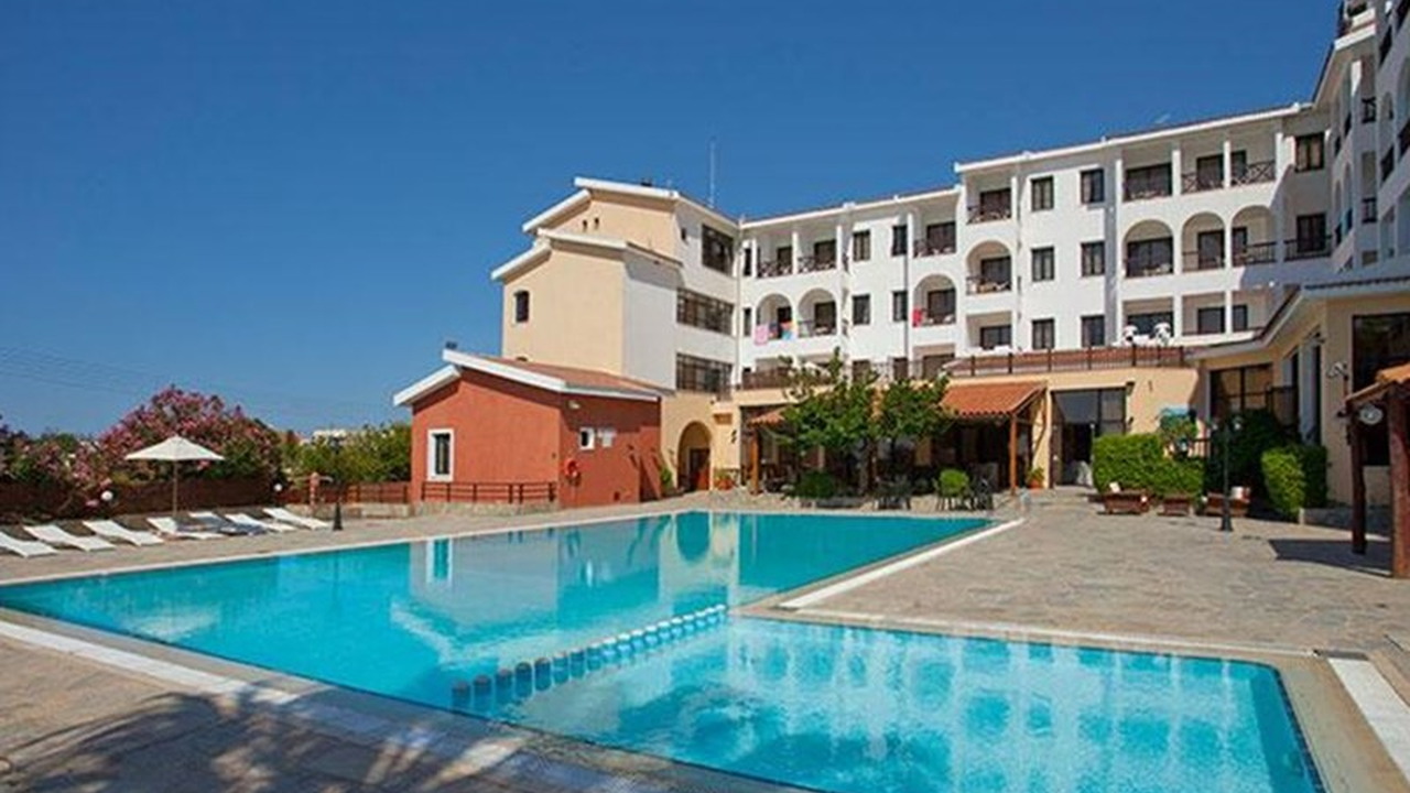Episkopiana Hotel & Sports Resort