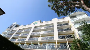 Eraclea Palace