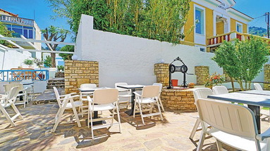 Erato Seaside