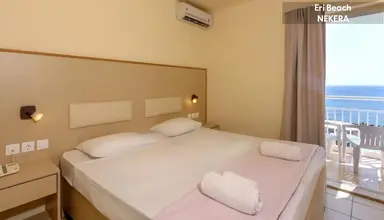 Eri Beach & Village