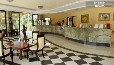 Eri Beach & Village