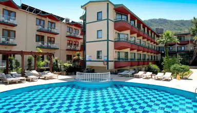 Esma Clove Resort & Spa