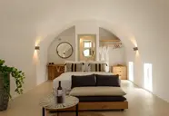 Este Luxury Suites