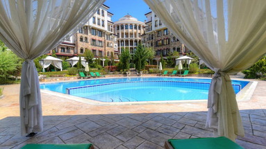 Esteban Complex