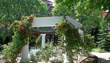 Estreya Palace