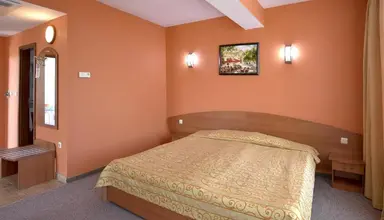 Estreya Palace