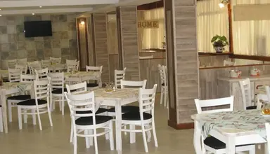 Estreya Palace