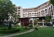 Estreya Residence