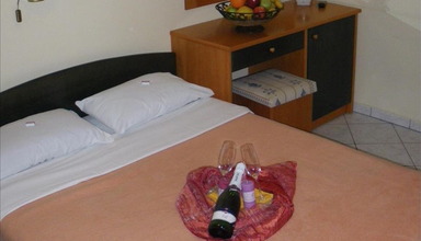 Europe Inn (Paralia)