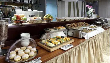 Eurostars Embassy