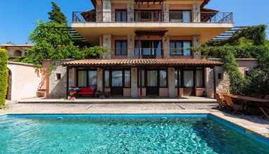 Ev Zin Village