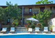 Eveleos Country House