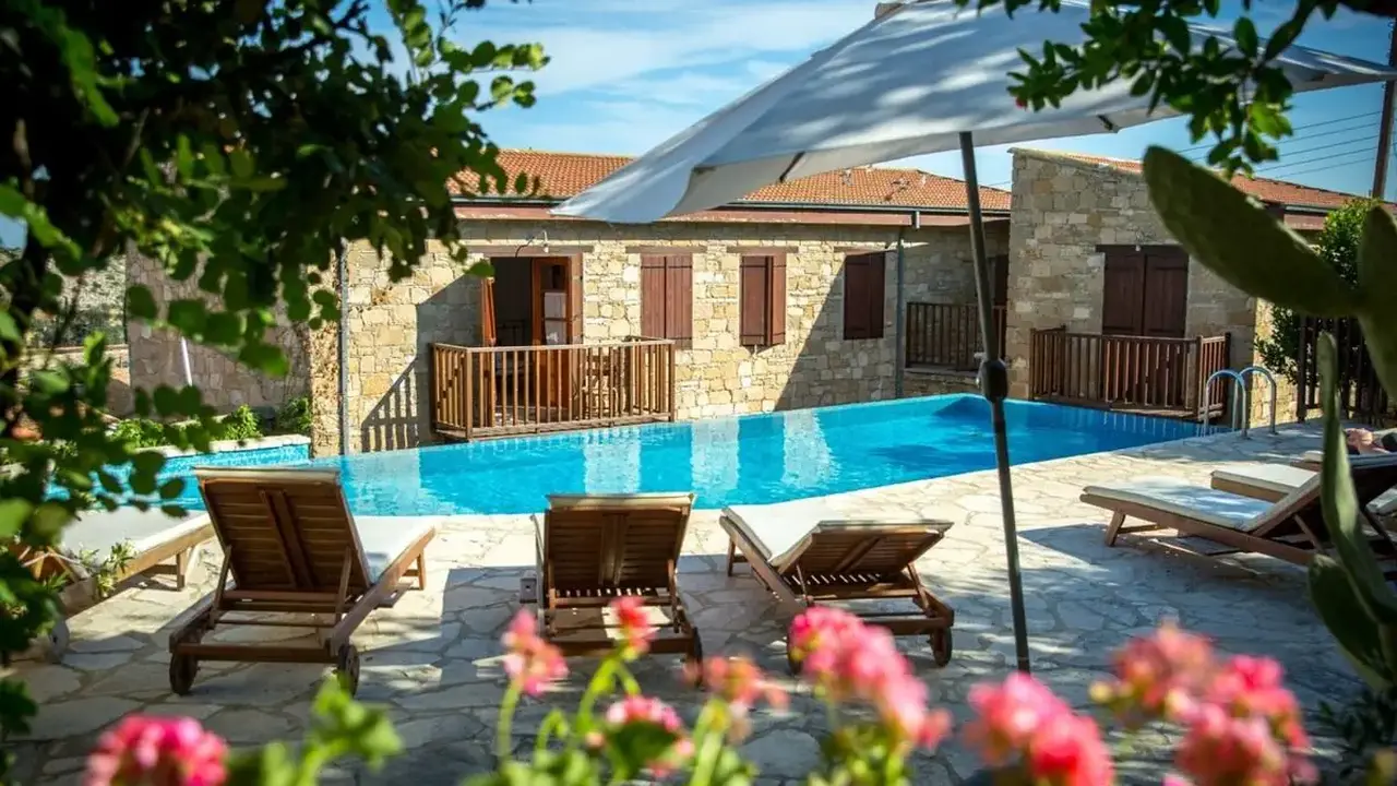 Eveleos Country House