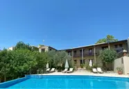 Eveleos Country House