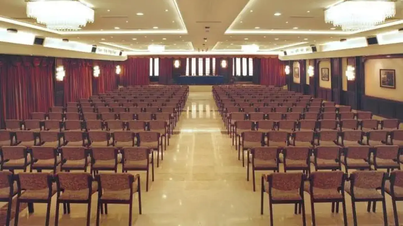 Evenia Olympic Suites