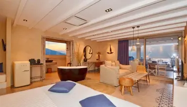 Evilion Sea & Sun