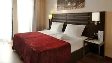 Exe Budapest Center