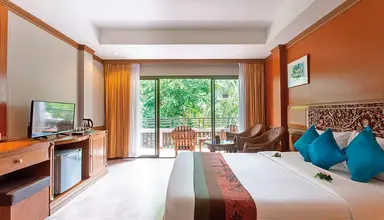 Fair House Beach Resort