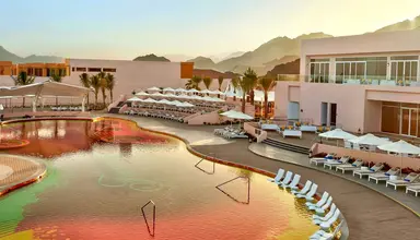 Fairmont Fujairah Beach Resort