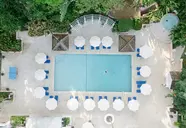 Fairmont Royal Pavilion