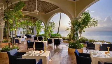 Fairmont Royal Pavilion