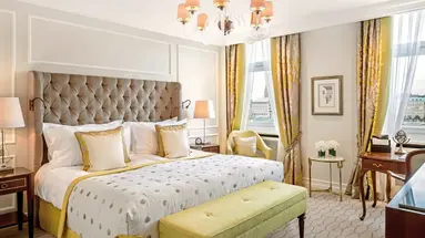 Fairmont Vier Jahreszeiten Hamburg