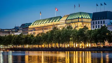 Fairmont Vier Jahreszeiten Hamburg