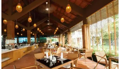Famiana Green Villa