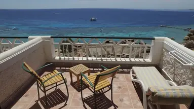 Faraana Reef Resort