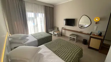 Faraana Reef Resort
