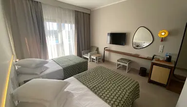 Faraana Reef Resort